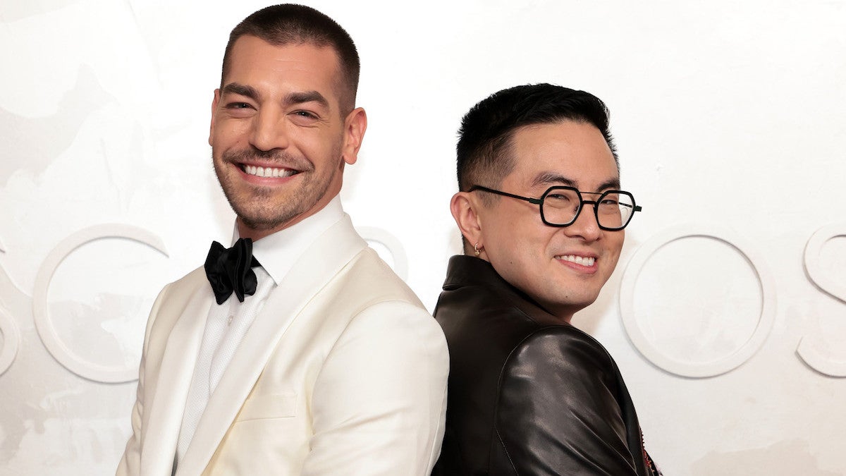 Bowen Yang et Matt Rogers vont développer une comédie de discothèque sans titre pour Searchlight