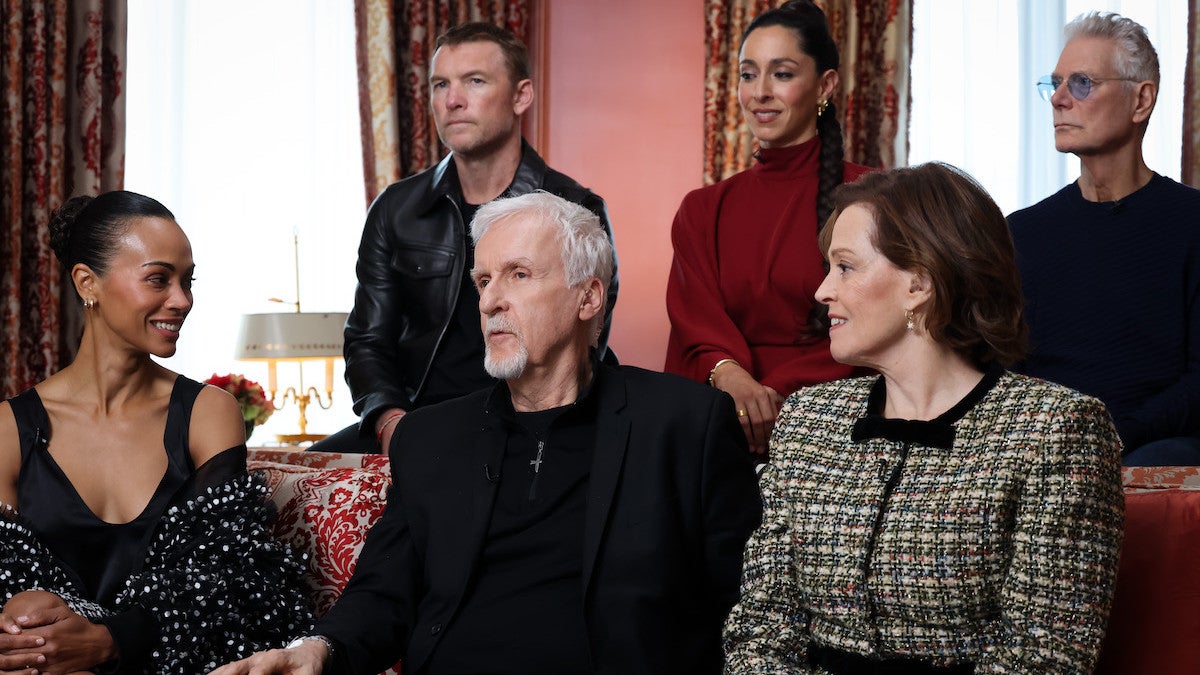 James Cameron dit que "Avatar : Feu et Cendre" reflète la race humaine : "Toute l'avidité, l'obstination