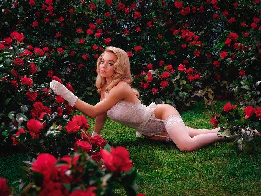 Sydney Sweeney présente sa collection de lingerie Syrn. Source : Syrn