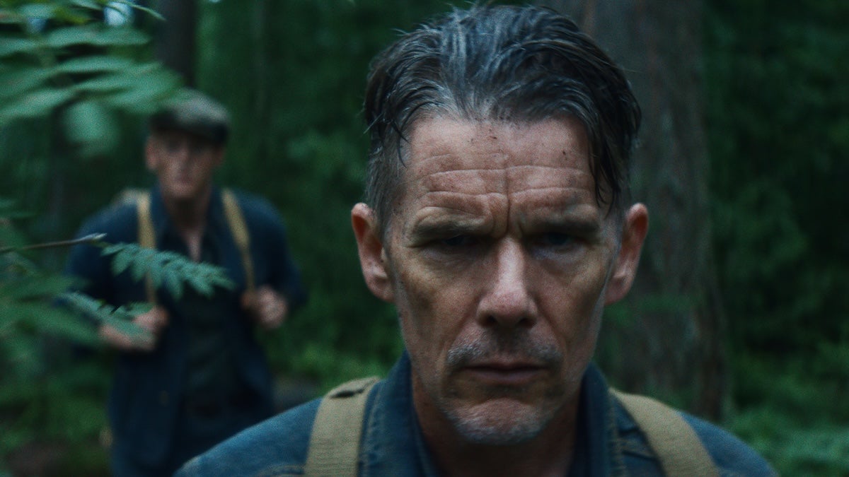 Ethan Hawke raconte l'inventivité indépendante qui a donné vie au thriller "The Weight" en seulement 4 minutes