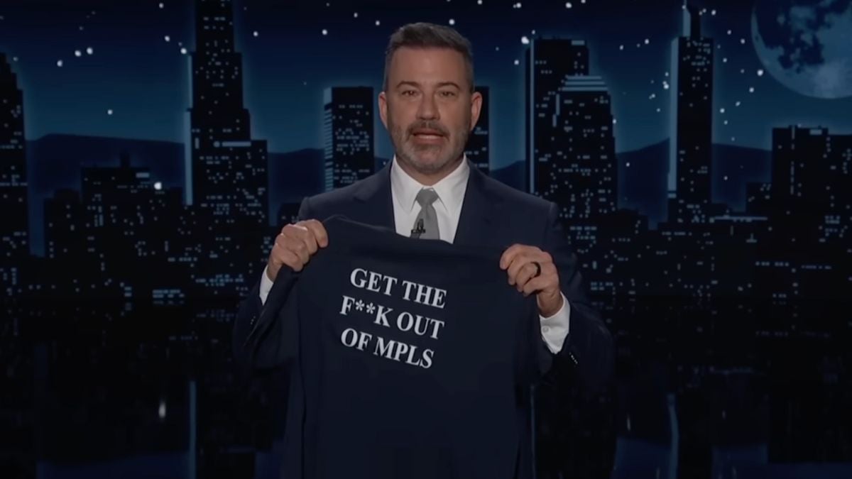 Kimmel fustige Trump « maniaque » à propos de la réponse à la fusillade de l'ICE : « Il ne tue pas seulement des gens à l'étranger » |