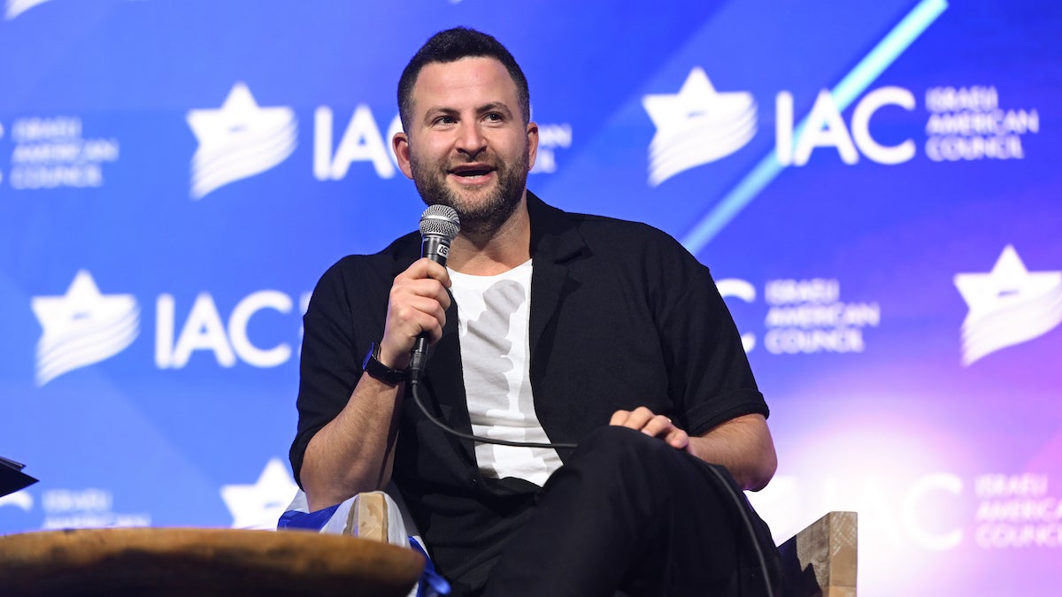 Le Théâtre de Beverly Hills s'excuse d'avoir annulé un comédien israélien qui refusait toute « loyauté » politique