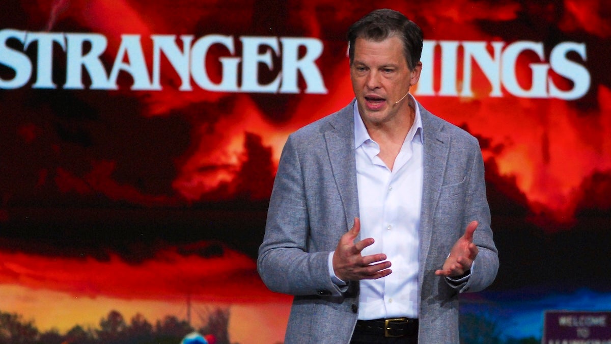 Le co-PDG de Netflix, Greg Peters, déclare que l'offre WBD de Paramount "ne passe pas le test de détection"