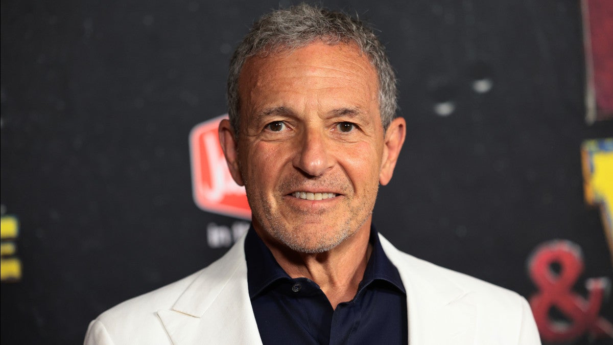 Le salaire du PDG de Disney, Bob Iger, a augmenté de 11,5 % pour atteindre 45,8 millions de dollars en 2025