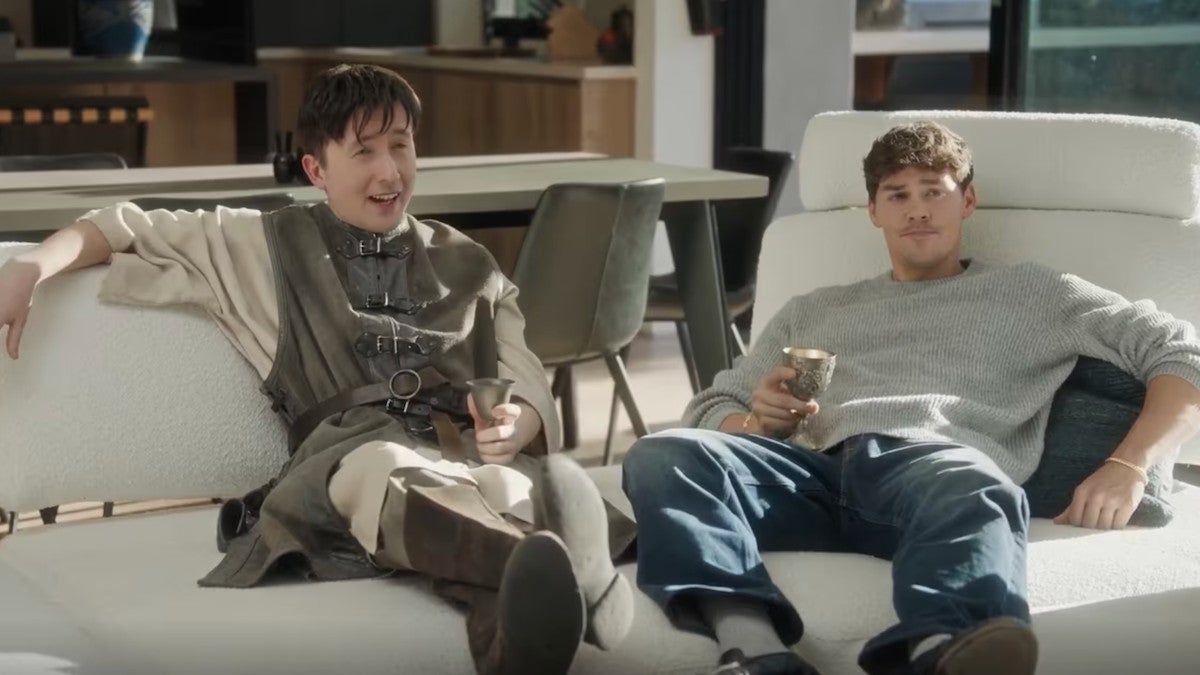 Noah Beck et Marshawn Lynch obtiennent des écuyers dans la série sociale "Le Chevalier des Sept Royaumes"