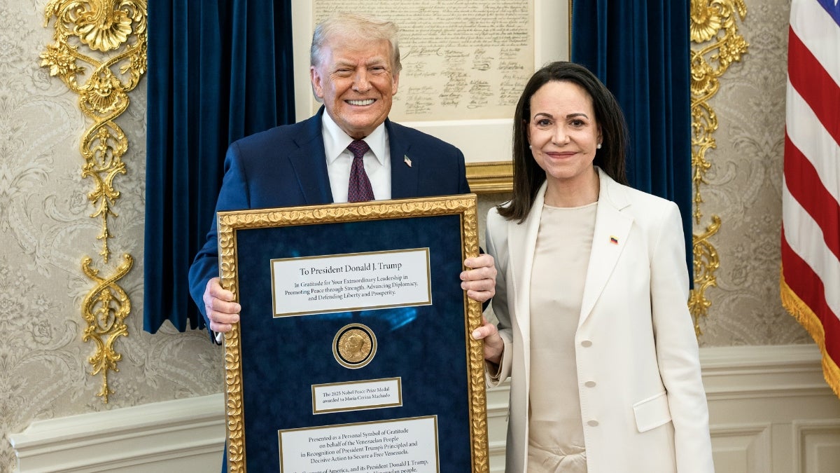 Nobel renforce sa position de non-partage du prix de la paix après le cadeau de Machado à Trump : « Même pas »