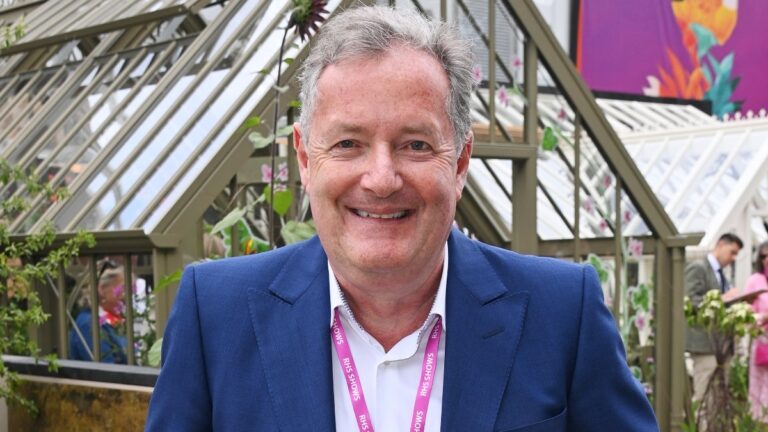 Piers Morgan souffre d'une fracture du fémur et partage une photo de son lit d'hôpital après une arthroplastie de la hanche : « Je blâme »