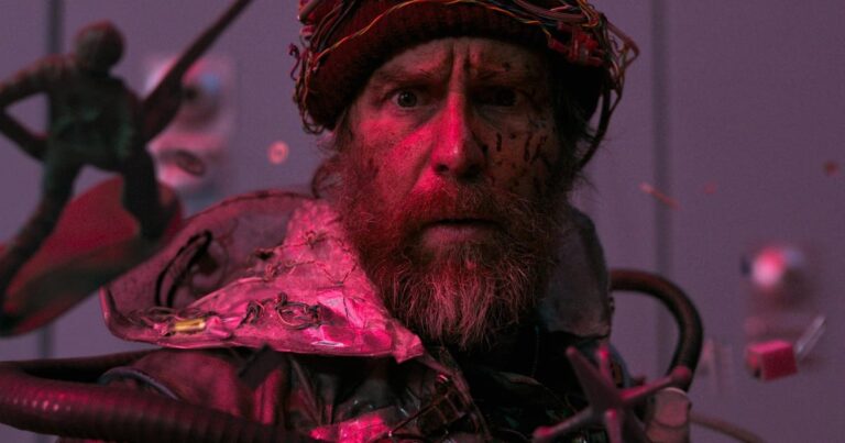 Bonne chance, amusez-vous, ne meurs pas critique – torturé…