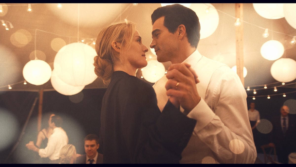 Critique de "Love Story": Ryan Murphy ravit sans scandaliser le réel