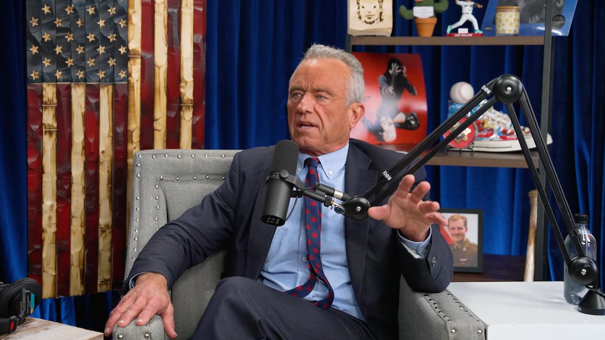 RFK Jr. se vante qu'il n'avait pas « peur » d'attraper le COVID pendant l'arrêt parce qu'il a sniffé de la cocaïne dans un restaurant
