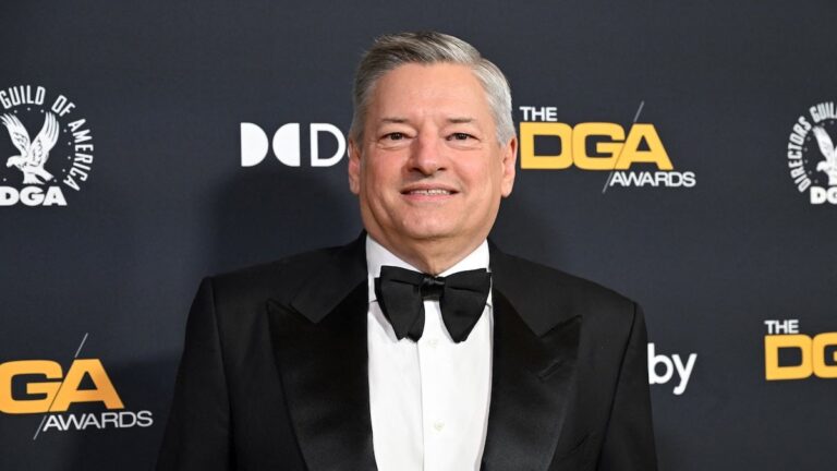 Ted Sarandos promet que Netflix inclura Premium à la demande dans la fenêtre théâtrale Warner