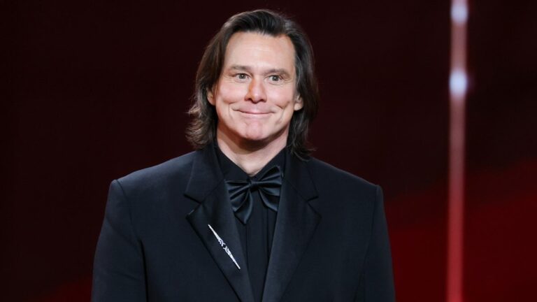 L'apparition de Jim Carrey aux César suscite l'émoi sur les réseaux sociaux : « Quelques trucs de Truman Show »