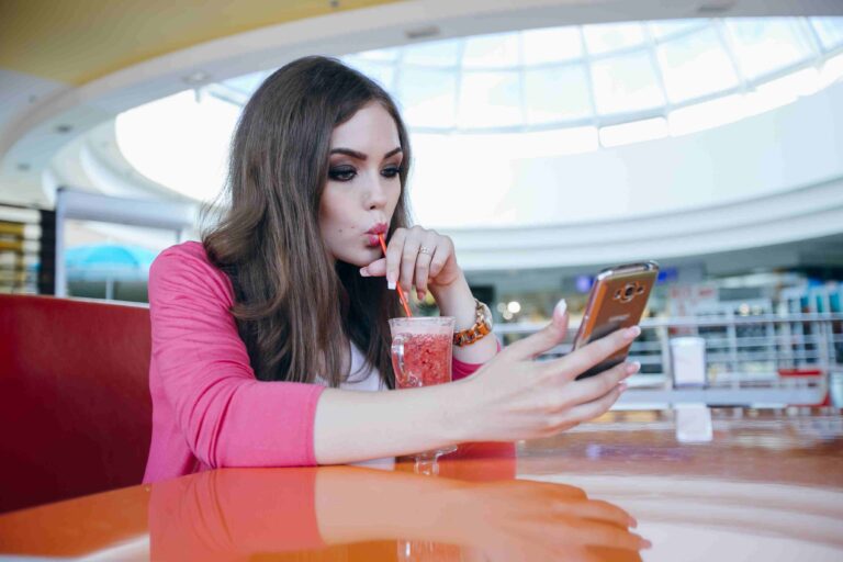 Casino en ligne sur smartphone : tout ce qu’il faut savoir avant de jouer