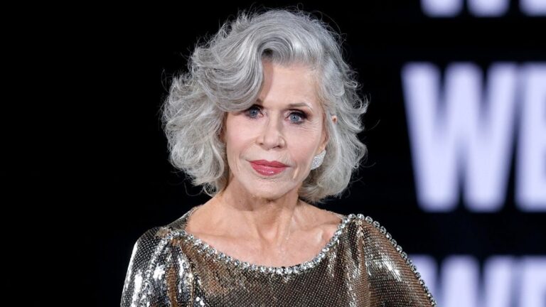 Jane Fonda dirige un sketch comique enflammé d'acteurs auditionnant après l'accord Paramount-Warner Bros.