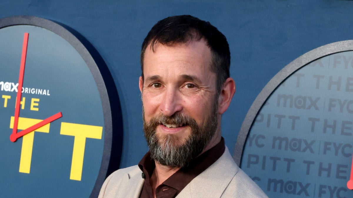 Noah Wyle recevra le prix du présentateur de télévision de l'année aux Publicists Awards