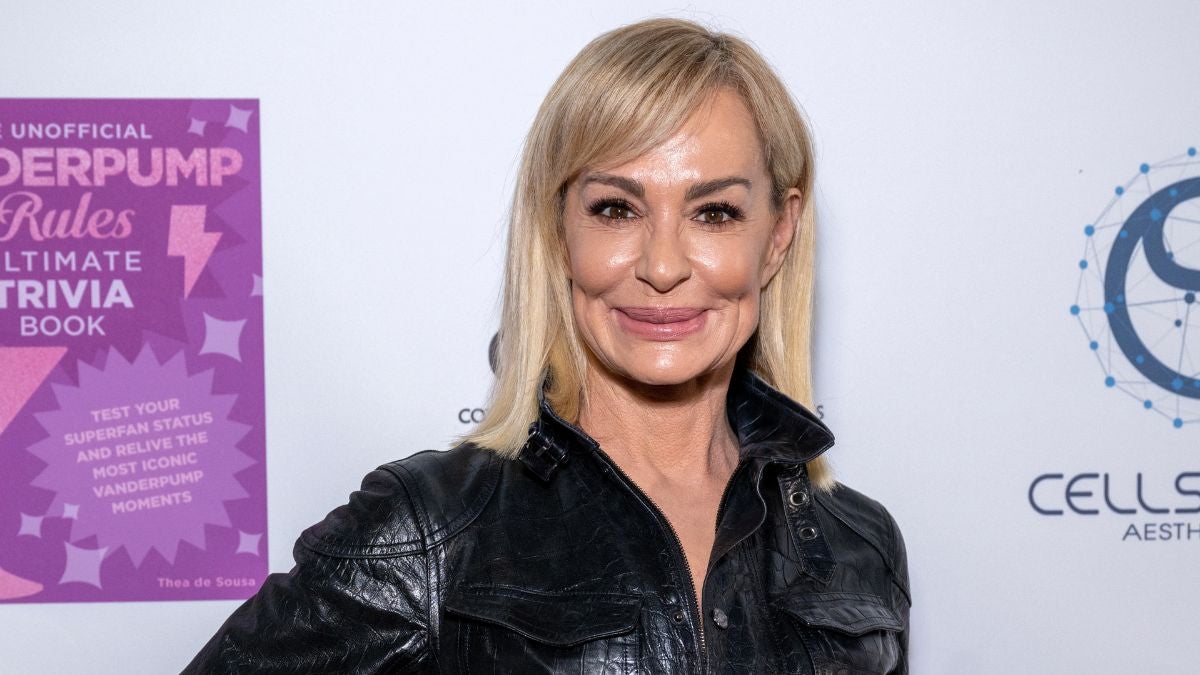Taylor Armstrong s'excuse d'avoir publié une "désinformation" à la mi-temps du Super Bowl : "Bad Bunny EST un