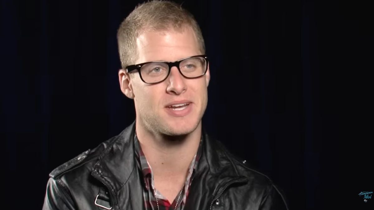 Un ancien candidat à "American Idol" arrêté pour le meurtre de sa femme