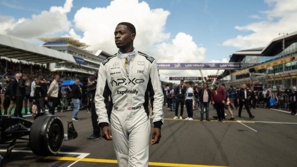 Damson Idris sur le circuit en "F1"